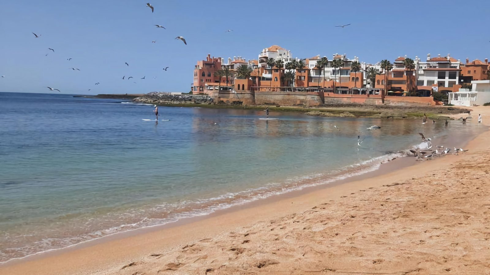Пляж Дар Буазза  (Plage Dar Bouazza)